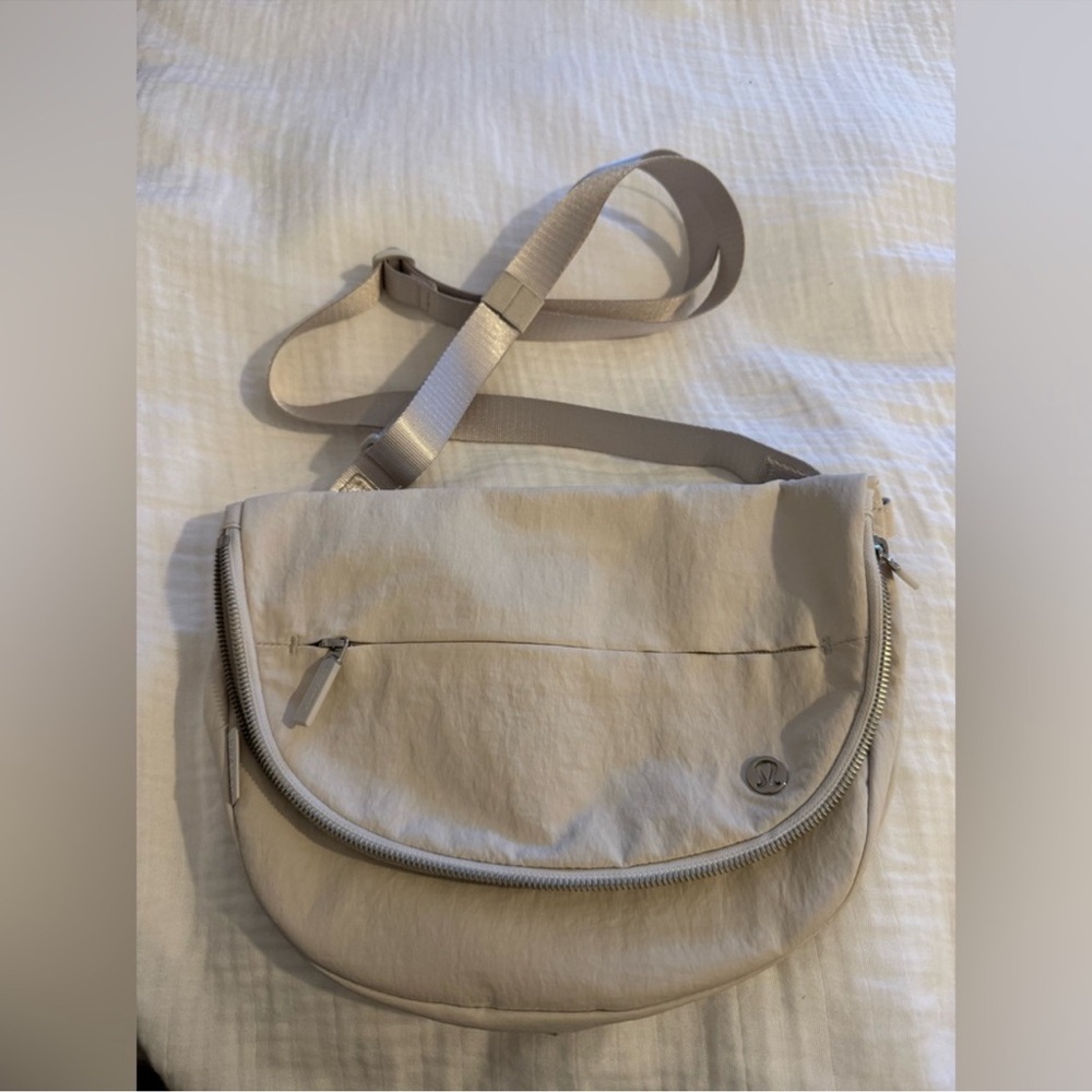 Lululemon All Night Festival Bag 5L